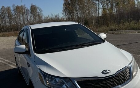 KIA Rio III рестайлинг, 2014 год, 720 000 рублей, 2 фотография