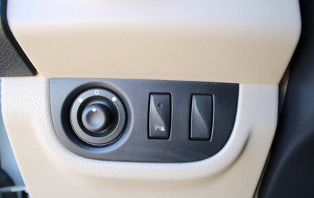 Renault Logan II, 2015 год, 819 000 рублей, 14 фотография