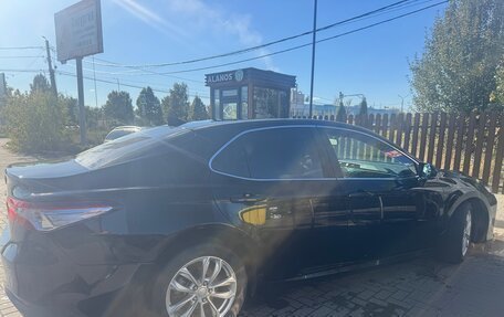 Toyota Camry, 2017 год, 2 500 000 рублей, 2 фотография