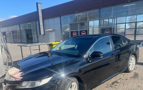 Toyota Camry, 2017 год, 2 500 000 рублей, 4 фотография