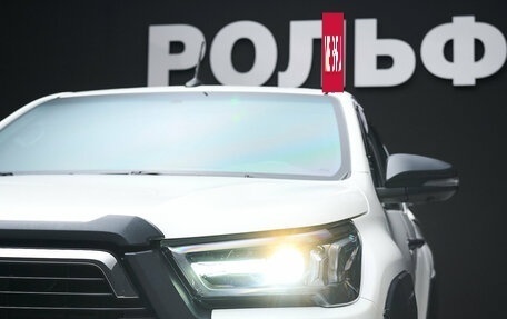 Toyota Hilux VIII, 2021 год, 4 900 000 рублей, 13 фотография