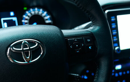 Toyota Hilux VIII, 2021 год, 4 900 000 рублей, 33 фотография