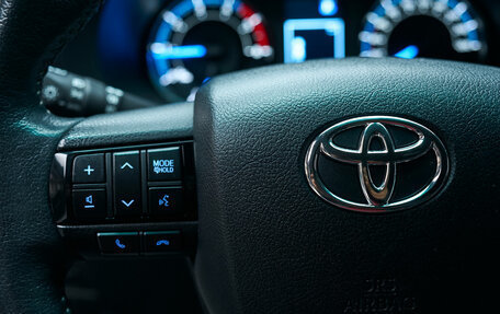 Toyota Hilux VIII, 2021 год, 4 900 000 рублей, 34 фотография
