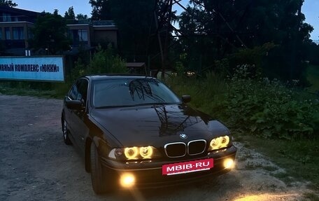 BMW 5 серия, 2003 год, 950 000 рублей, 9 фотография