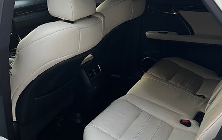 Lexus RX IV рестайлинг, 2019 год, 4 590 000 рублей, 16 фотография