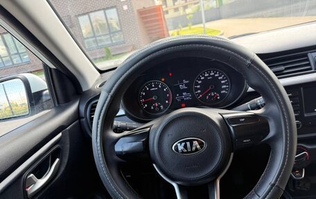 KIA Rio IV, 2018 год, 1 100 000 рублей, 7 фотография