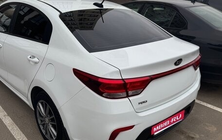 KIA Rio IV, 2018 год, 1 100 000 рублей, 5 фотография