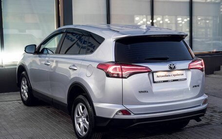 Toyota RAV4, 2018 год, 2 349 000 рублей, 3 фотография