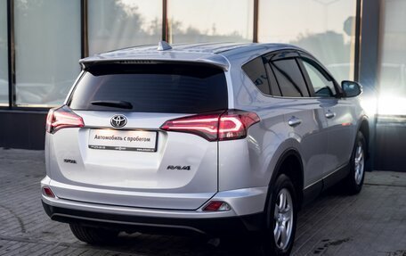 Toyota RAV4, 2018 год, 2 349 000 рублей, 5 фотография
