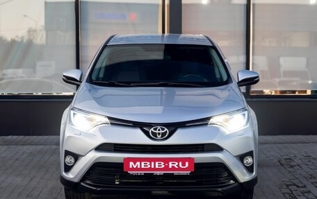 Toyota RAV4, 2018 год, 2 349 000 рублей, 8 фотография