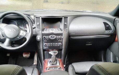 Infiniti FX II, 2011 год, 1 400 000 рублей, 12 фотография