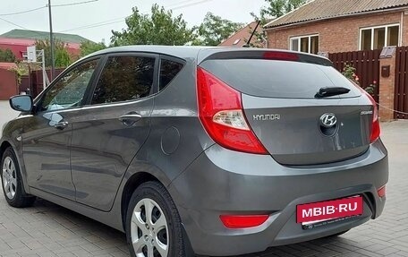 Hyundai Solaris II рестайлинг, 2012 год, 859 000 рублей, 8 фотография