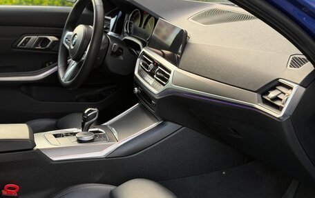 BMW 3 серия, 2019 год, 3 150 000 рублей, 16 фотография