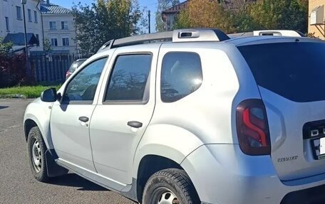 Renault Duster I рестайлинг, 2017 год, 1 000 000 рублей, 2 фотография