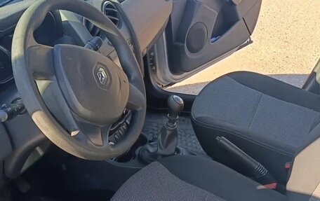 Renault Duster I рестайлинг, 2017 год, 1 000 000 рублей, 6 фотография