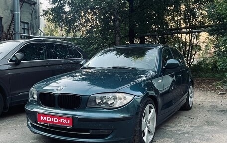 BMW 1 серия, 2010 год, 999 999 рублей, 1 фотография