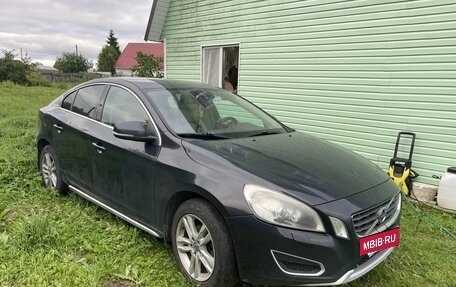 Volvo S60 III, 2010 год, 800 000 рублей, 2 фотография