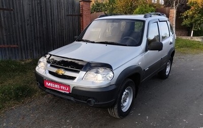Chevrolet Niva I рестайлинг, 2011 год, 450 000 рублей, 1 фотография