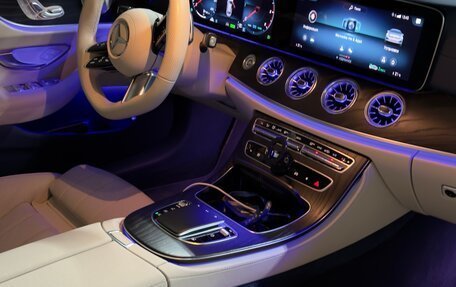 Mercedes-Benz E-Класс, 2022 год, 7 280 000 рублей, 11 фотография