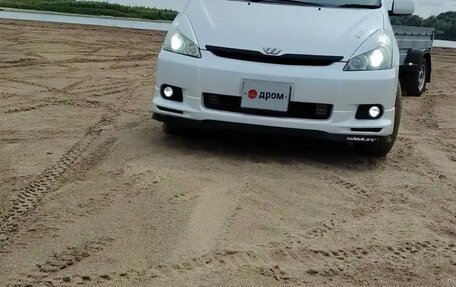 Toyota Wish II, 2004 год, 799 999 рублей, 5 фотография