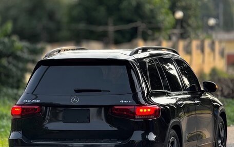 Mercedes-Benz GLB, 2023 год, 3 400 000 рублей, 10 фотография