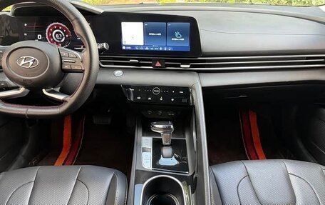 Hyundai Elantra, 2023 год, 1 230 000 рублей, 15 фотография