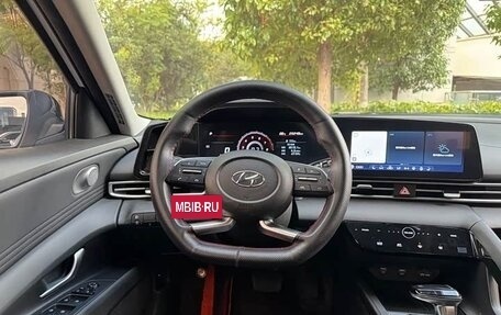 Hyundai Elantra, 2023 год, 1 230 000 рублей, 12 фотография