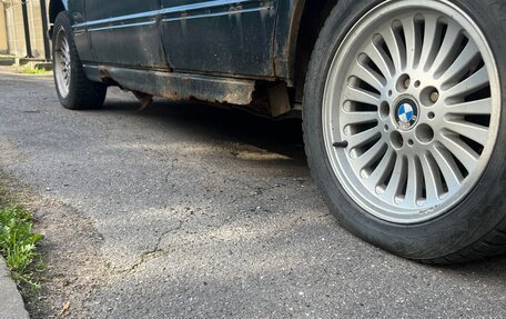 BMW 5 серия, 1992 год, 210 000 рублей, 2 фотография