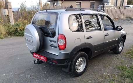 Chevrolet Niva I рестайлинг, 2011 год, 450 000 рублей, 5 фотография