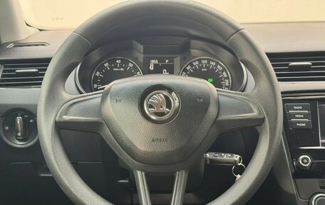 Skoda Octavia, 2017 год, 999 000 рублей, 13 фотография