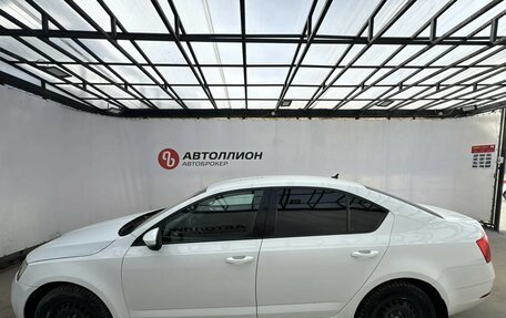 Skoda Octavia, 2017 год, 999 000 рублей, 2 фотография