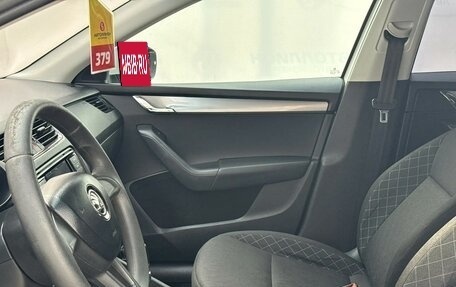 Skoda Octavia, 2017 год, 999 000 рублей, 9 фотография
