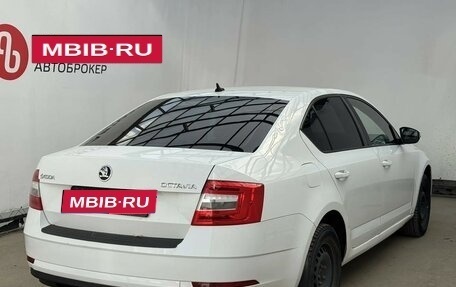 Skoda Octavia, 2017 год, 999 000 рублей, 5 фотография