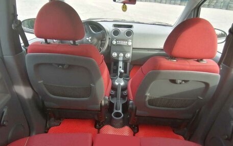 Mitsubishi Colt VI рестайлинг, 2005 год, 310 000 рублей, 7 фотография