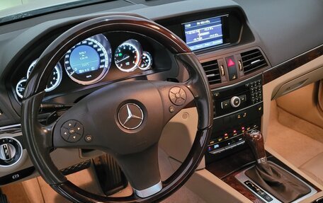 Mercedes-Benz E-Класс, 2010 год, 2 600 000 рублей, 9 фотография