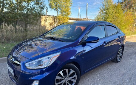 Hyundai Solaris II рестайлинг, 2014 год, 798 000 рублей, 21 фотография