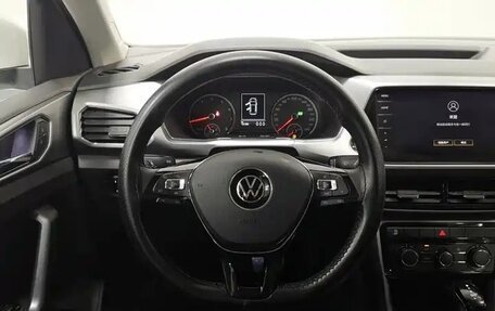 Volkswagen T-Cross I, 2021 год, 1 450 000 рублей, 12 фотография
