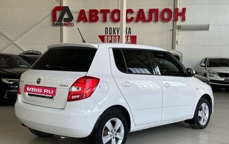 Skoda Fabia II, 2013 год, 695 000 рублей, 5 фотография
