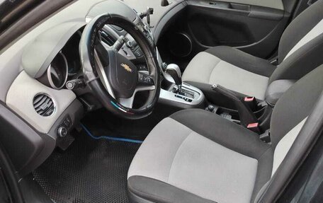 Chevrolet Cruze II, 2013 год, 890 000 рублей, 10 фотография