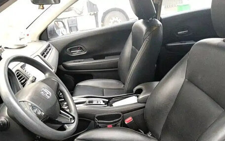Honda Vezel, 2021 год, 1 181 000 рублей, 8 фотография