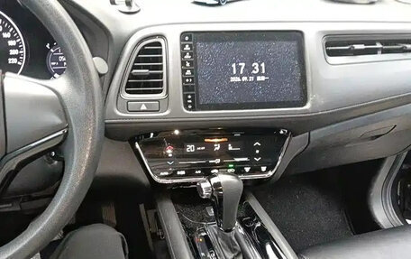 Honda Vezel, 2021 год, 1 181 000 рублей, 13 фотография