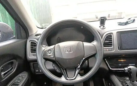Honda Vezel, 2021 год, 1 181 000 рублей, 10 фотография