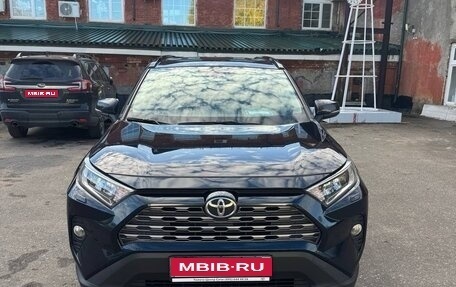 Toyota RAV4, 2020 год, 3 350 000 рублей, 1 фотография