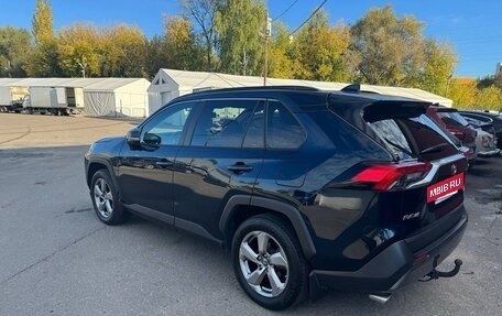 Toyota RAV4, 2020 год, 3 350 000 рублей, 10 фотография