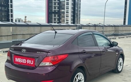 Hyundai Solaris II рестайлинг, 2012 год, 740 000 рублей, 5 фотография