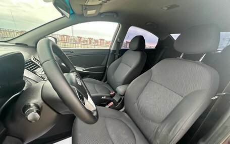 Hyundai Solaris II рестайлинг, 2012 год, 740 000 рублей, 17 фотография