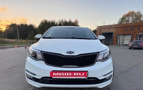 KIA Rio III рестайлинг, 2015 год, 1 350 000 рублей, 2 фотография