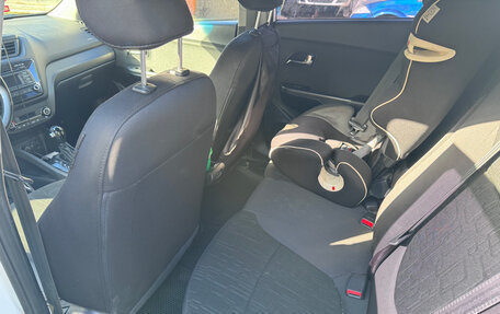 KIA Rio III рестайлинг, 2015 год, 1 350 000 рублей, 14 фотография