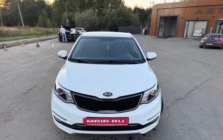 KIA Rio III рестайлинг, 2015 год, 1 350 000 рублей, 3 фотография