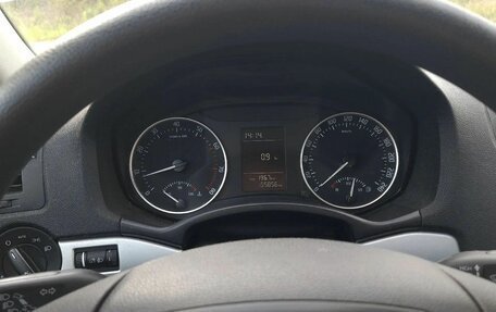Skoda Octavia, 2011 год, 760 000 рублей, 14 фотография